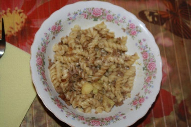 Navy pasta with broccoli