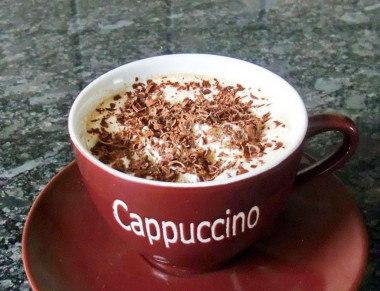 Cappuccino with almonds and brown sugar