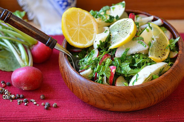 Radish tops salad