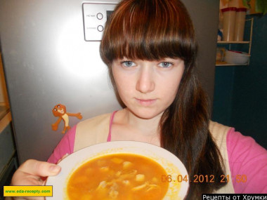 Soup with canned white beans and carrots