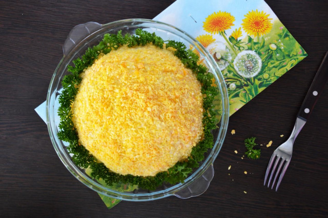 Dandelion salad with red fish