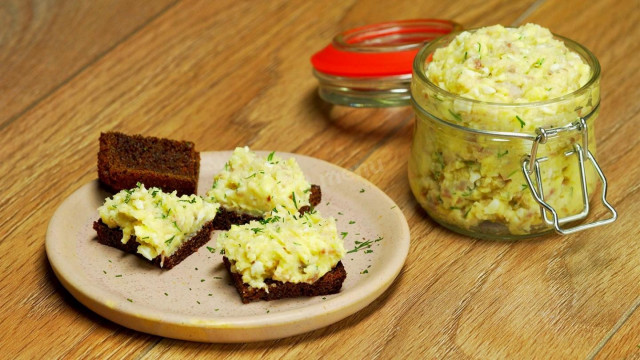 Herring Forshmak with apple