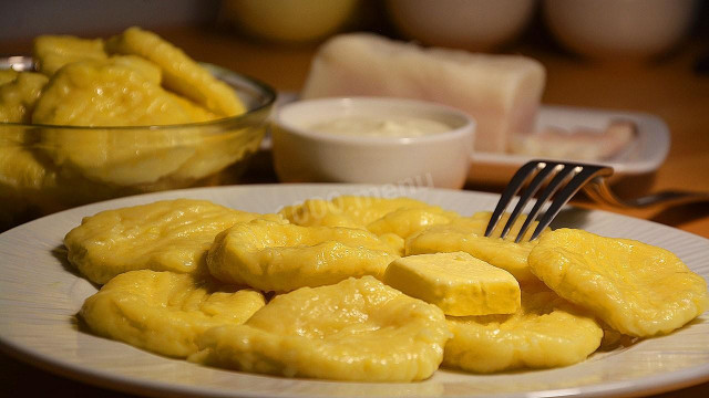 Simple and fast lazy dumplings with potatoes