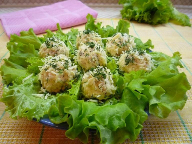 Cheese balls with chicken