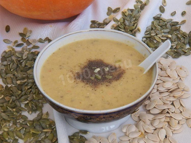 Lean celery and vegetable soup