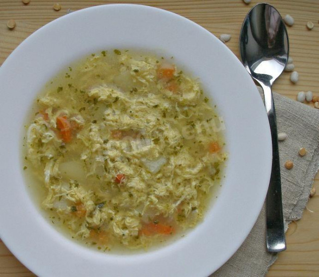 Egg soup with vegetables