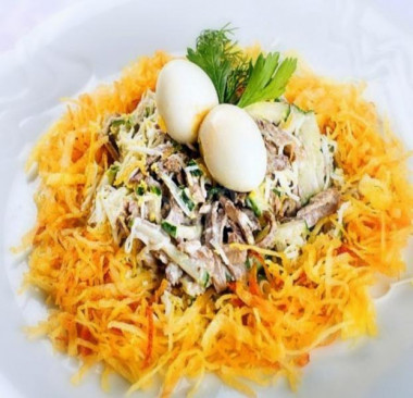 Quail's nest salad