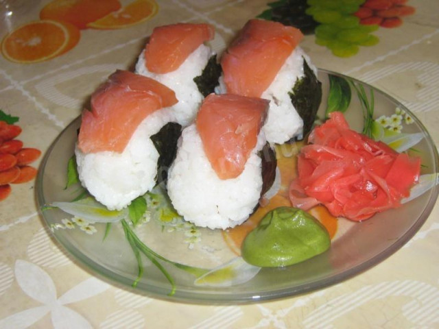 Rice balls with shrimp in Japanese