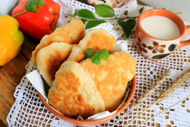 Kefir pies fried in a pan