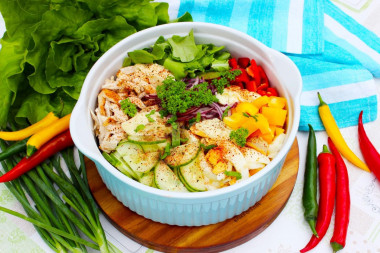 Salad with fried chicken