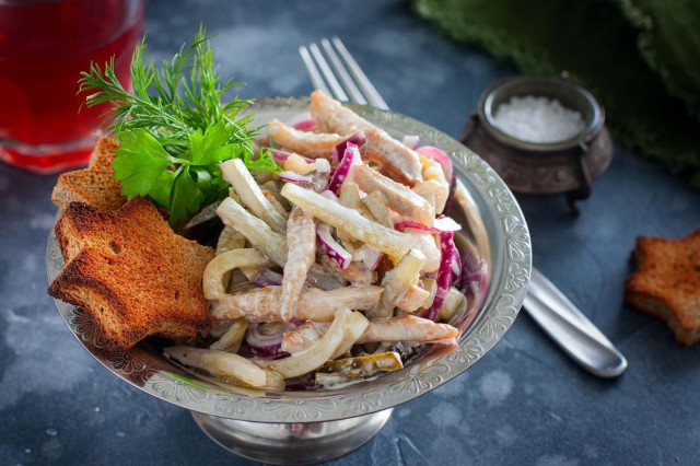 Salad with fried meat