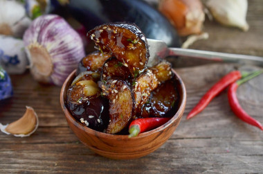 Eggplant fried in starch in soy sauce marinade