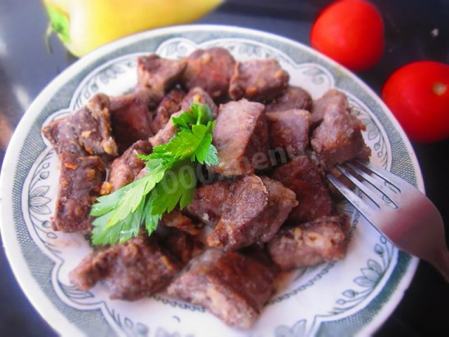 Fried lung in a pan