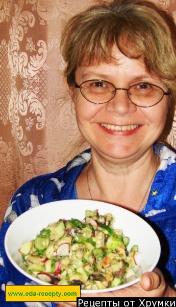 Salad of fried mushrooms with cucumber