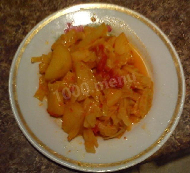 Fried cabbage with potatoes (Bandgobhi alu sabji)