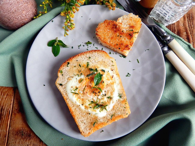 Egg in bread in a frying pan