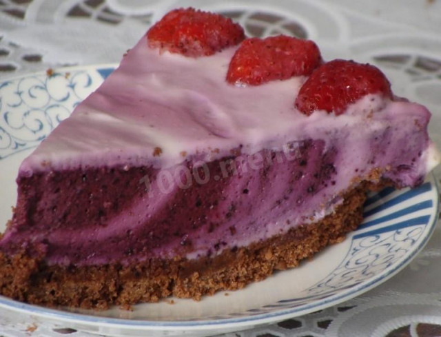 Cottage cheese cake with shortbread cookies and blueberries without baking