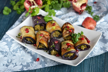 Eggplant rolls with walnuts