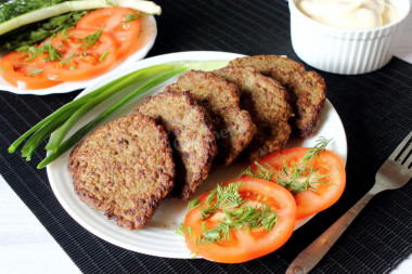 Beef liver cutlets