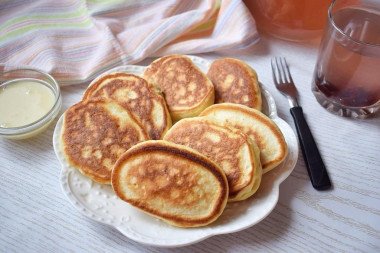 Fluffy pancakes with sour milk without yeast