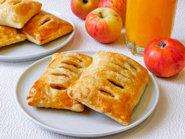 Puff pastry with apples