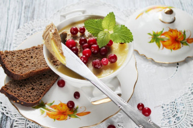 Chicken liver pate with carrots and onions