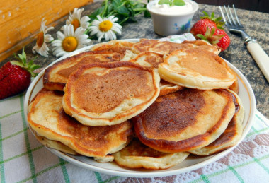 Classic pancakes on kefir